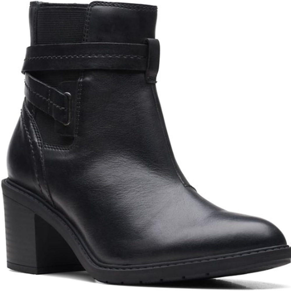 Clarks Scene Star black leather ankle boots-block heel